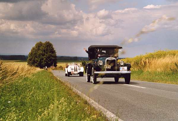 Chevrolet Cabrio 16